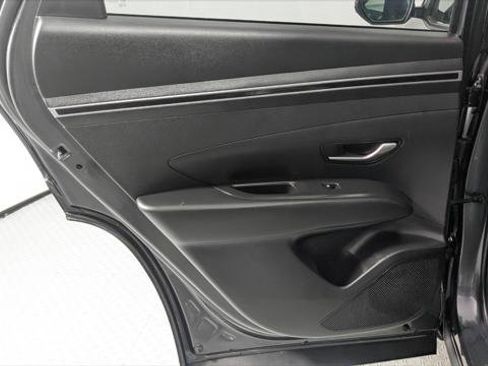 Used 2024 Hyundai Tucson SEL image 16