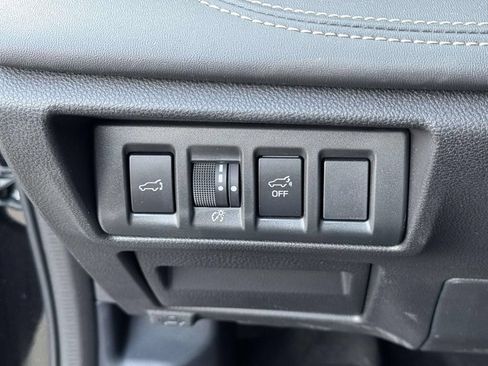 Used 2025 Subaru Outback Limited XT AWD/4WD image 23