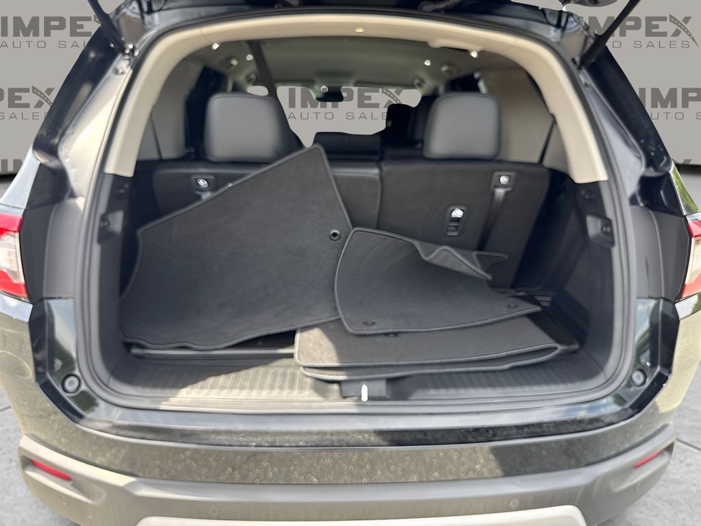 Used 2025 Honda Pilot EX-L image 29