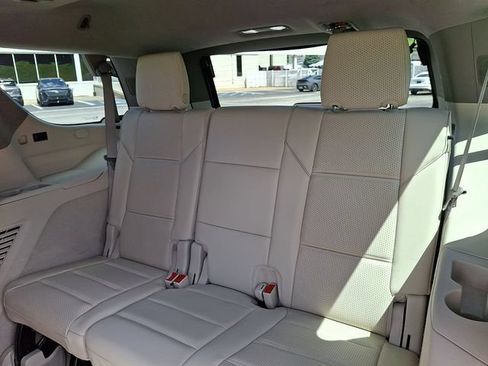 Used 2021 Cadillac Escalade Sport Platinum AWD/4WD image 11