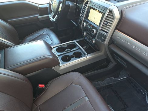 Used 2017 Ford F350 Platinum w/ Platinum Ultimate Package AWD/4WD image 15