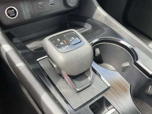Used 2023 Nissan Rogue S FWD image 29
