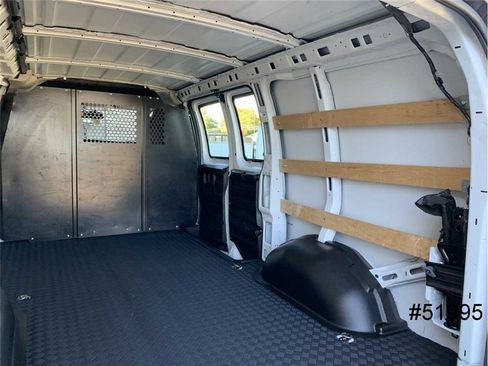 Used 2023 GMC Savana 2500 w/ Driver Convenience Package image 11