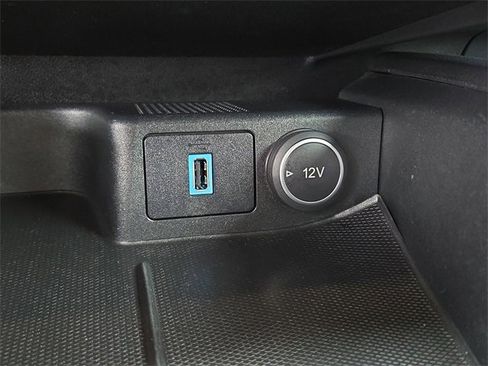 Used 2020 Ford Escape SE image 14