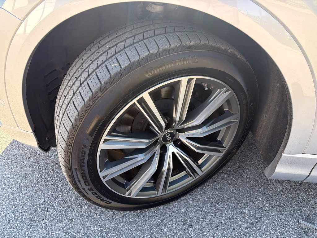 Used 2022 Audi SQ8 Premium Plus AWD/4WD image 26