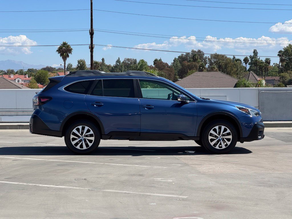Used 2021 Subaru Outback Premium AWD/4WD image 30