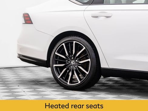 Used 2024 Honda Accord Touring image 31