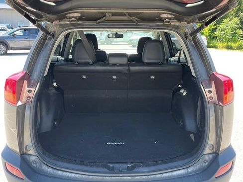 Used 2013 Toyota RAV4 Limited AWD/4WD image 30