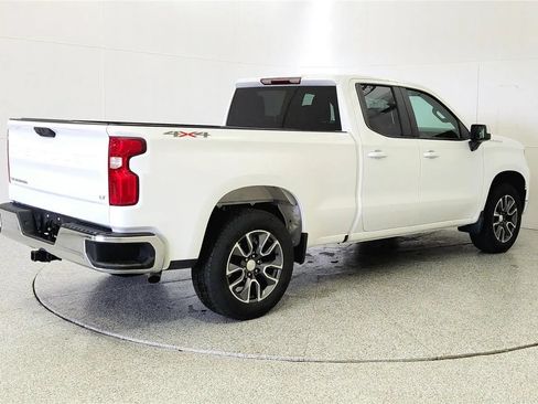 Used 2023 Chevrolet Silverado 1500 LT AWD/4WD image 8