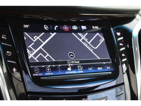 Used 2016 Cadillac Escalade ESV Luxury image 30