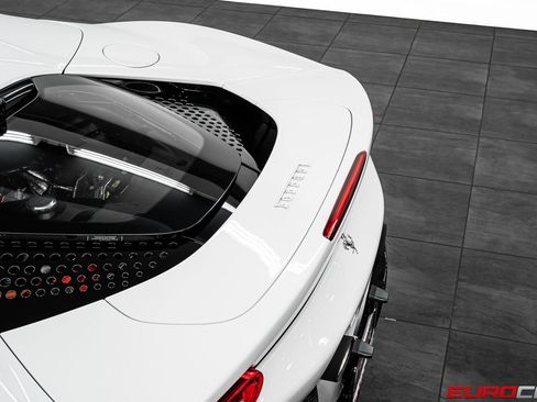 Used 2024 Ferrari SF90 Spider AWD/4WD image 26