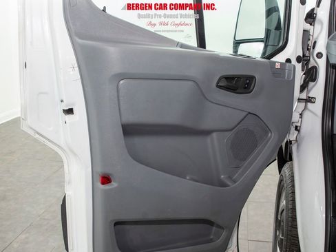 Used 2019 Ford Transit 250 148 Medium Roof image 5