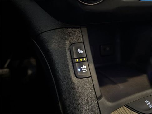 Used 2018 GMC Acadia Denali w/ Technology Package image 37