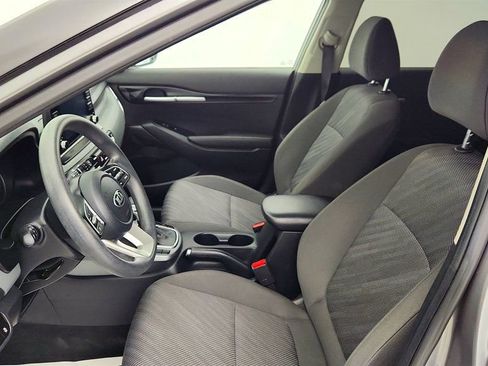 Used 2021 Kia Seltos LX image 18