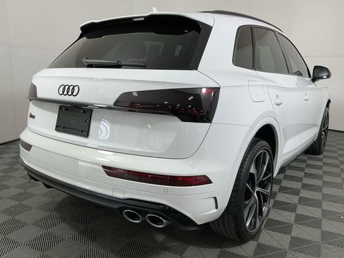 Used 2024 Audi SQ5 Premium Plus w/ Premium Plus Package image 5