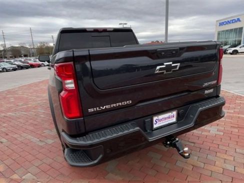 Used 2023 Chevrolet Silverado 1500 ZR2 w/ Technology Package image 8