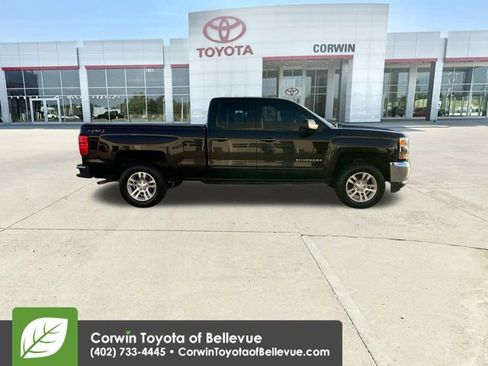 Used 2018 Chevrolet Silverado 1500 LT w/ All Star Edition image 9