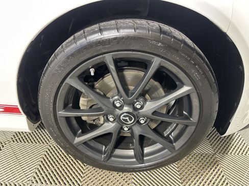 Used 2013 MAZDA MX-5 Miata Club image 23