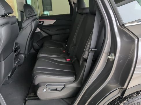 Certified 2026 Acura MDX w/ Technology Package image 39