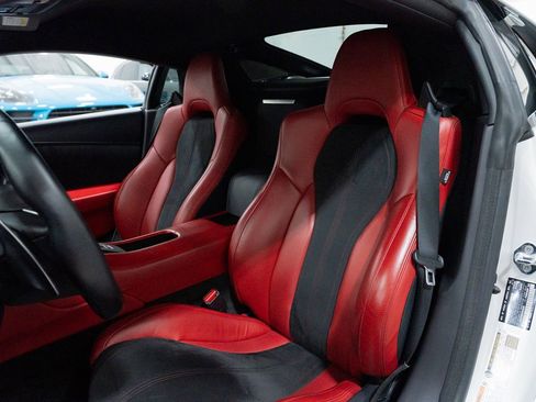 Used 2017 Acura NSX image 21