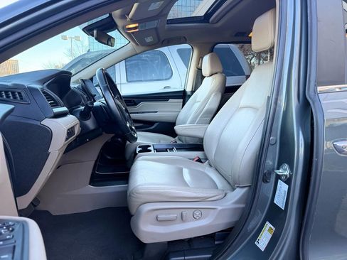 Used 2019 Honda Odyssey EX-L image 10