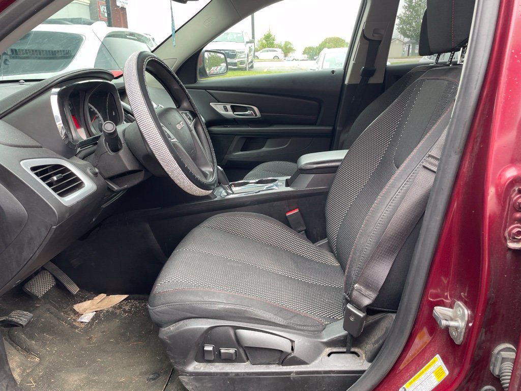 Used 2017 GMC Terrain SLE AWD/4WD image 6