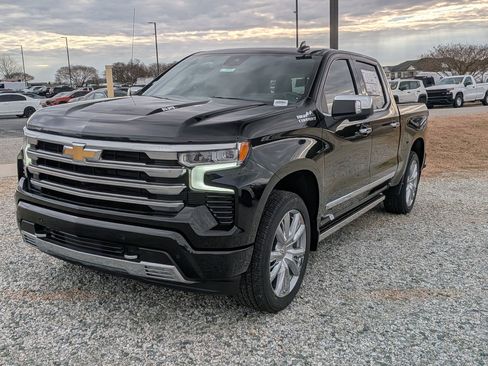 New 2026 Chevrolet Silverado 1500 High Country image 3