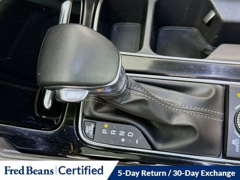 Used 2022 Kia Telluride SX w/ SX Prestige Package image 19