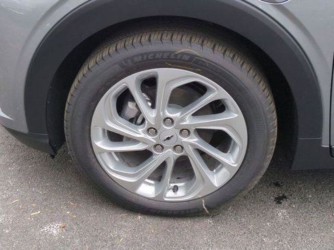 New 2027 Chevrolet Bolt LT w/ Comfort Package image 10