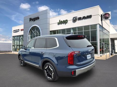 Used 2025 Kia Telluride S FWD image 5
