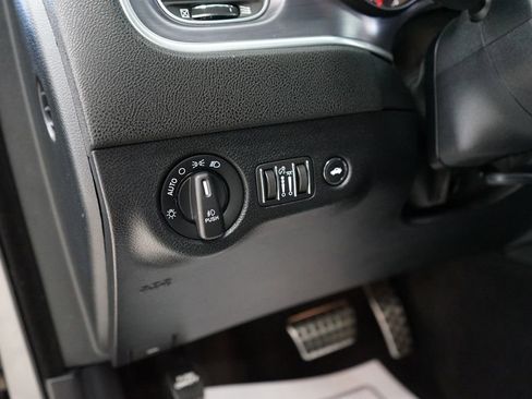 Used 2017 Dodge Charger R/T Scat Pack RWD image 32