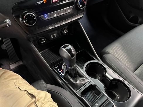 Used 2017 Hyundai Tucson SE FWD image 29