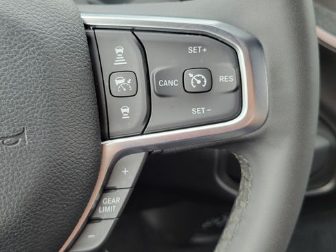 Used 2026 RAM 2500 Big Horn AWD/4WD image 13