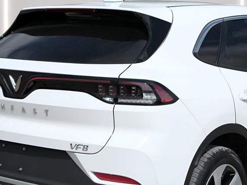 New 2025 VinFast VF 8 Eco AWD/4WD image 32