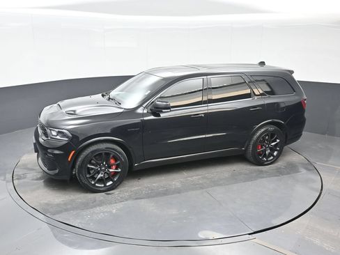 Used 2022 Dodge Durango R/T w/ Tow 'N Go Package AWD/4WD image 17