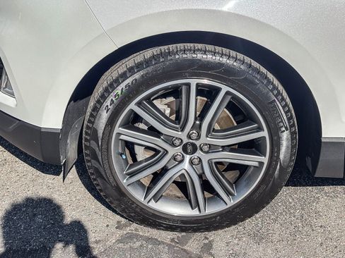 Used 2024 Ford Edge Titanium w/ Equipment Group 301A AWD/4WD image 12