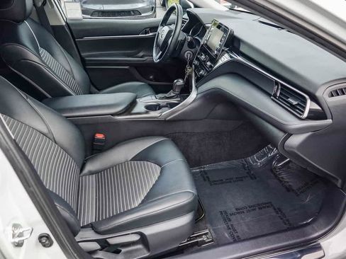 Used 2023 Toyota Camry SE image 13