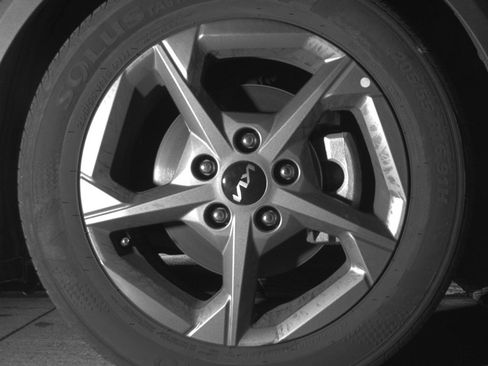 Used 2025 Kia K4 LXS image 13