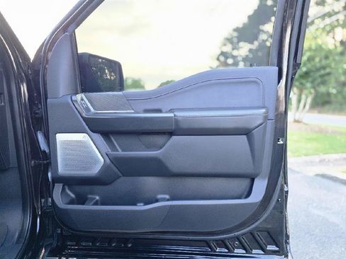 Used 2022 Ford F150 Raptor w/ Raptor 37 Performance Package AWD/4WD image 19