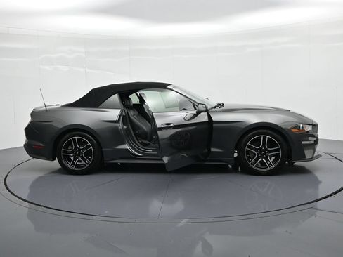 Used 2019 Ford Mustang Premium RWD image 23