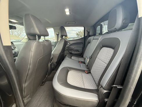 Used 2015 Chevrolet Colorado Z71 image 25