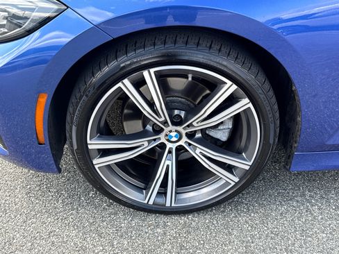 Used 2022 BMW 330i xDrive Sedan w/ M Sport Package AWD/4WD image 8