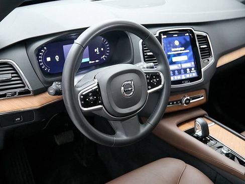 Certified 2023 Volvo XC90 B6 Plus w/ Protection Package Premier AWD/4WD image 10