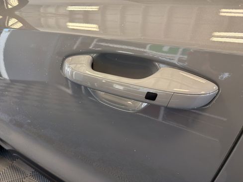 New 2026 Kia Sorento S image 8