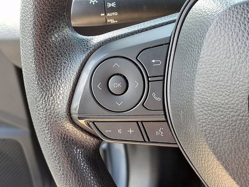 Used 2025 Toyota Corolla LE FWD image 20