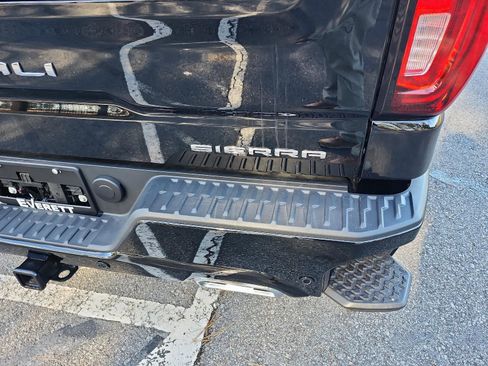 Certified 2025 GMC Sierra 1500 Denali Ultimate image 5