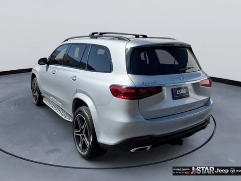 Used 2025 Mercedes-Benz GLS 450 4MATIC w/ AMG Line Exterior image 7