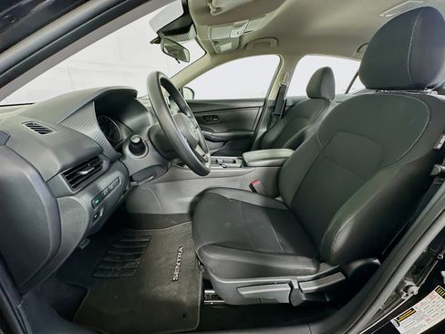 Used 2025 Nissan Sentra S FWD image 13