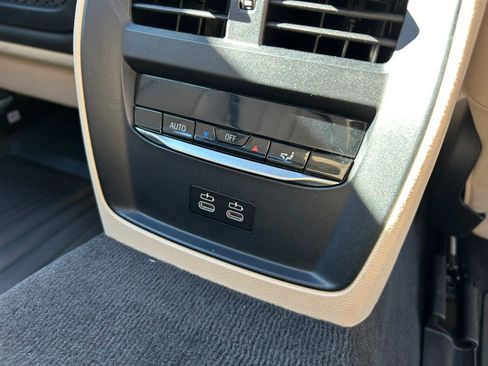 Used 2023 BMW i4 eDrive40 image 52