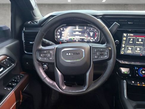 Used 2024 GMC Sierra 2500 Denali Ultimate AWD/4WD image 21